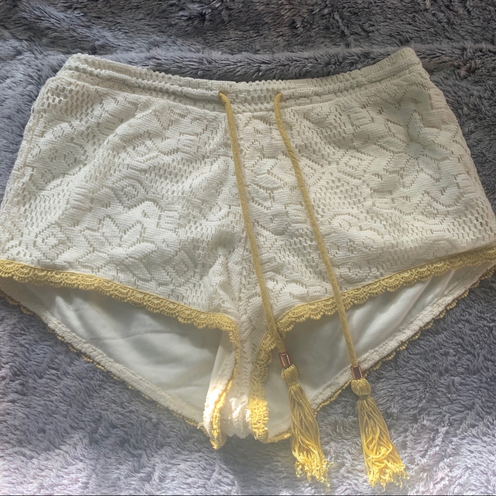 Lace Tassel Shorts